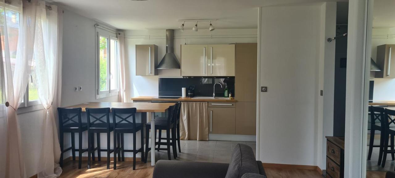 Superbe Appartement En Residence Avec Parc Orléans Eksteriør bilde